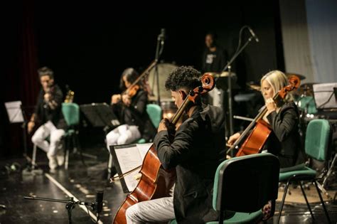 Festival de la Guitarra: Uma Sinfonia Espanhola em Homenagem à Tradição e ao Futuro da Música